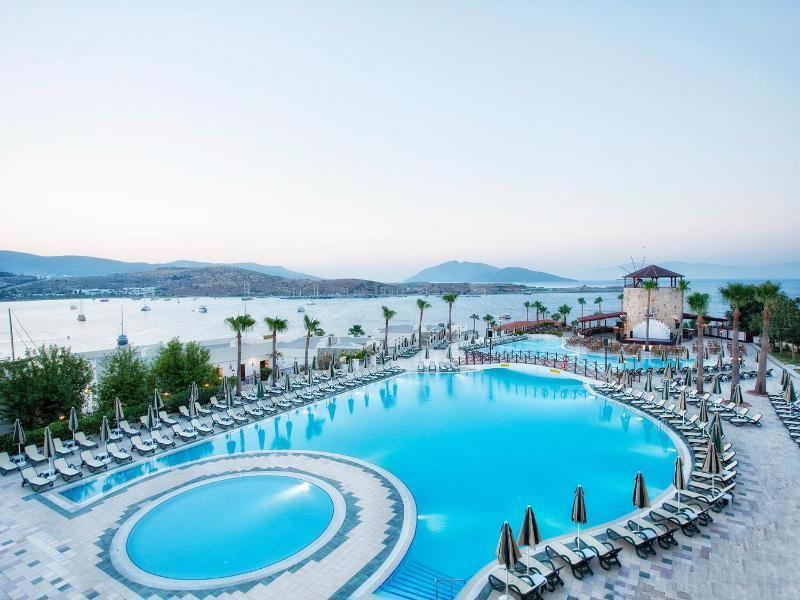Seaden Sea Planet Resort & Spa