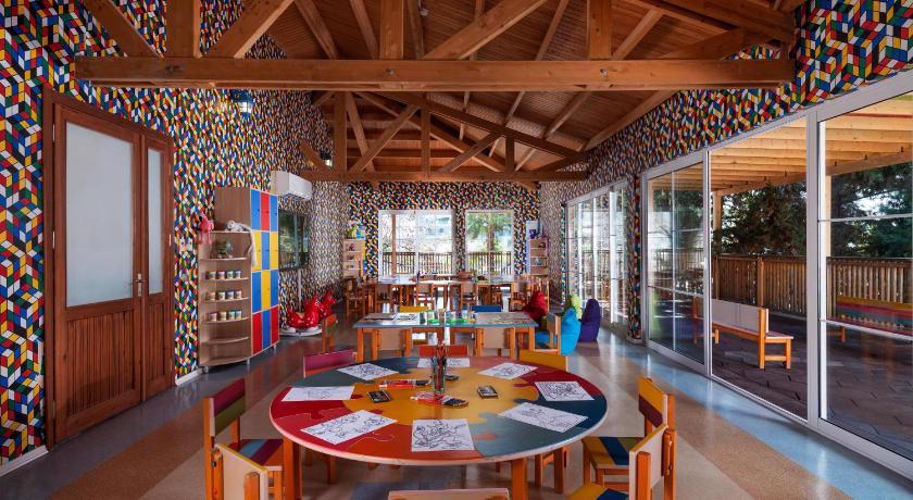 Seaden Sea Planet Resort & Spa