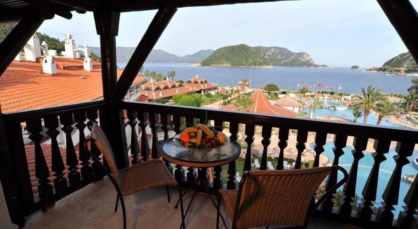 Seaden Sea Planet Resort & Spa
