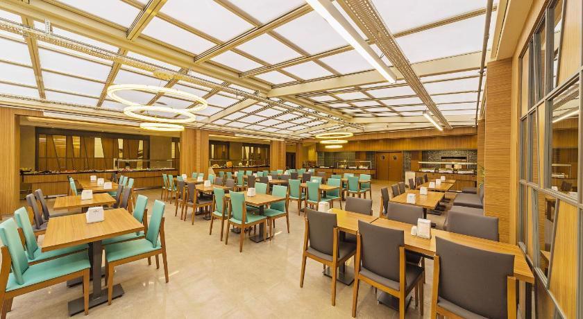 Seaden Sea Planet Resort & Spa
