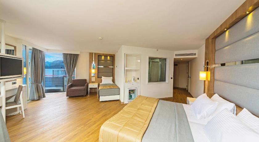 Seaden Sea Planet Resort & Spa