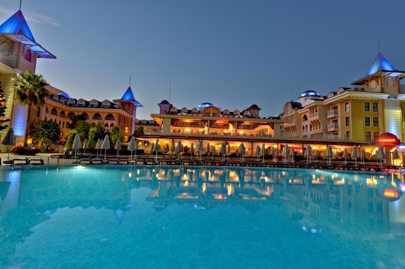 Seaden Sea Planet Resort & Spa