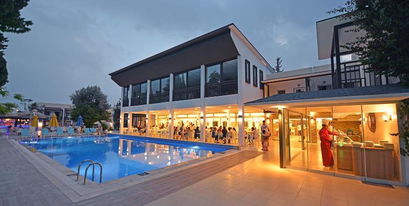 Seaden Sea Planet Resort & Spa