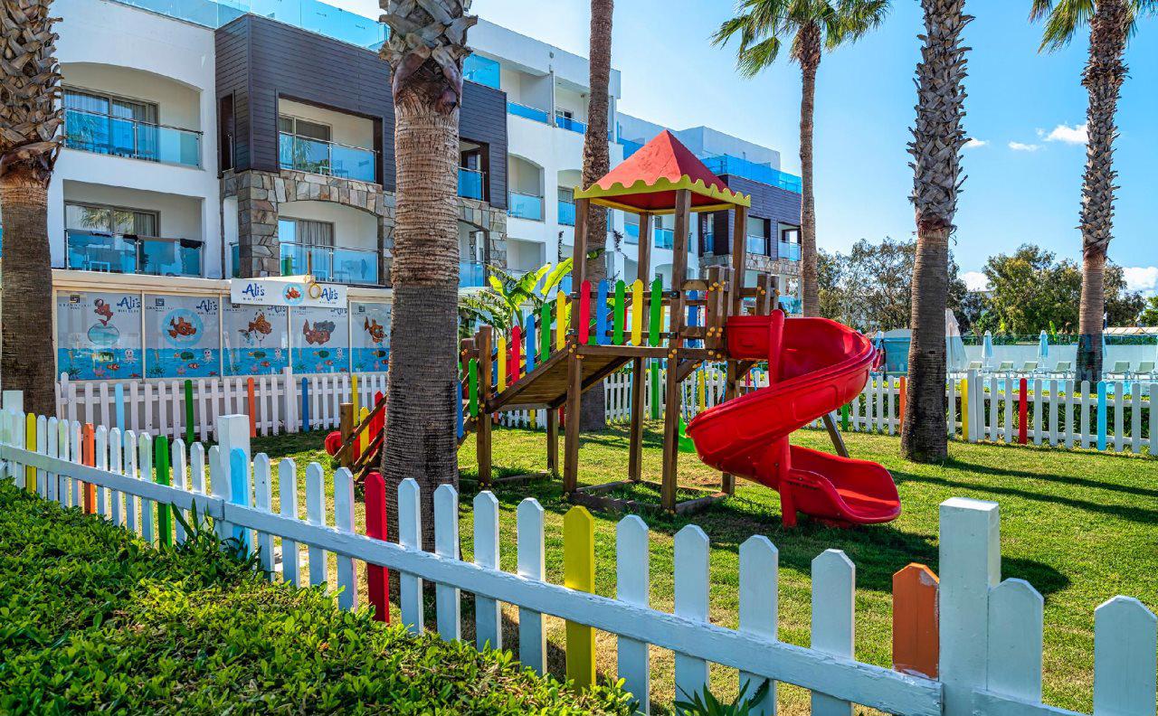 Seaden Sea Planet Resort & Spa