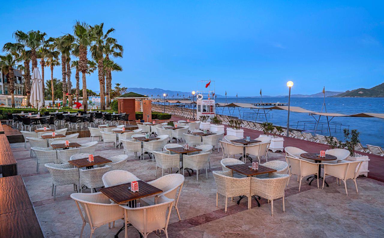 Seaden Sea Planet Resort & Spa