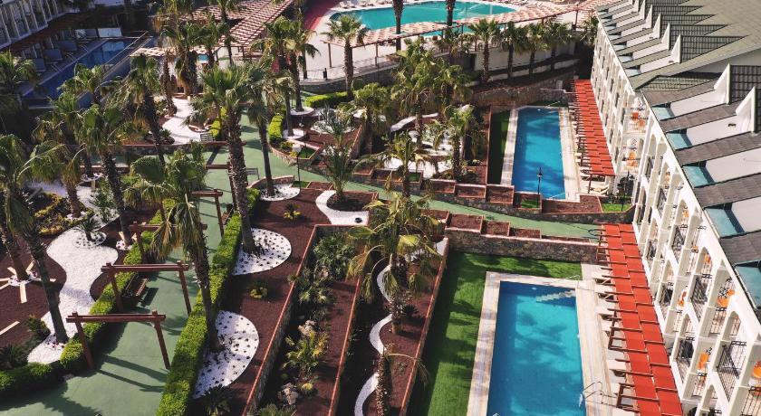 Seaden Sea Planet Resort & Spa
