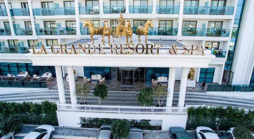 Seaden Sea Planet Resort & Spa