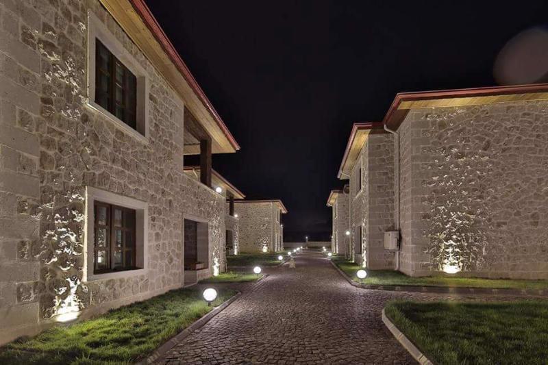 Elevres Stone House Hotel