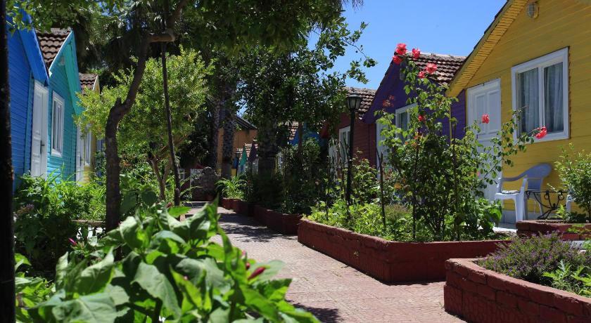 Seaden Sea Planet Resort & Spa