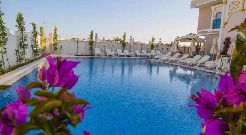 Seaden Sea Planet Resort & Spa