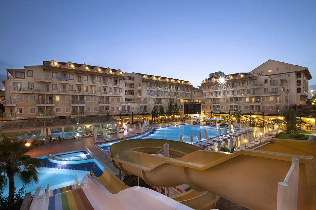 Diamond Beach Hotel