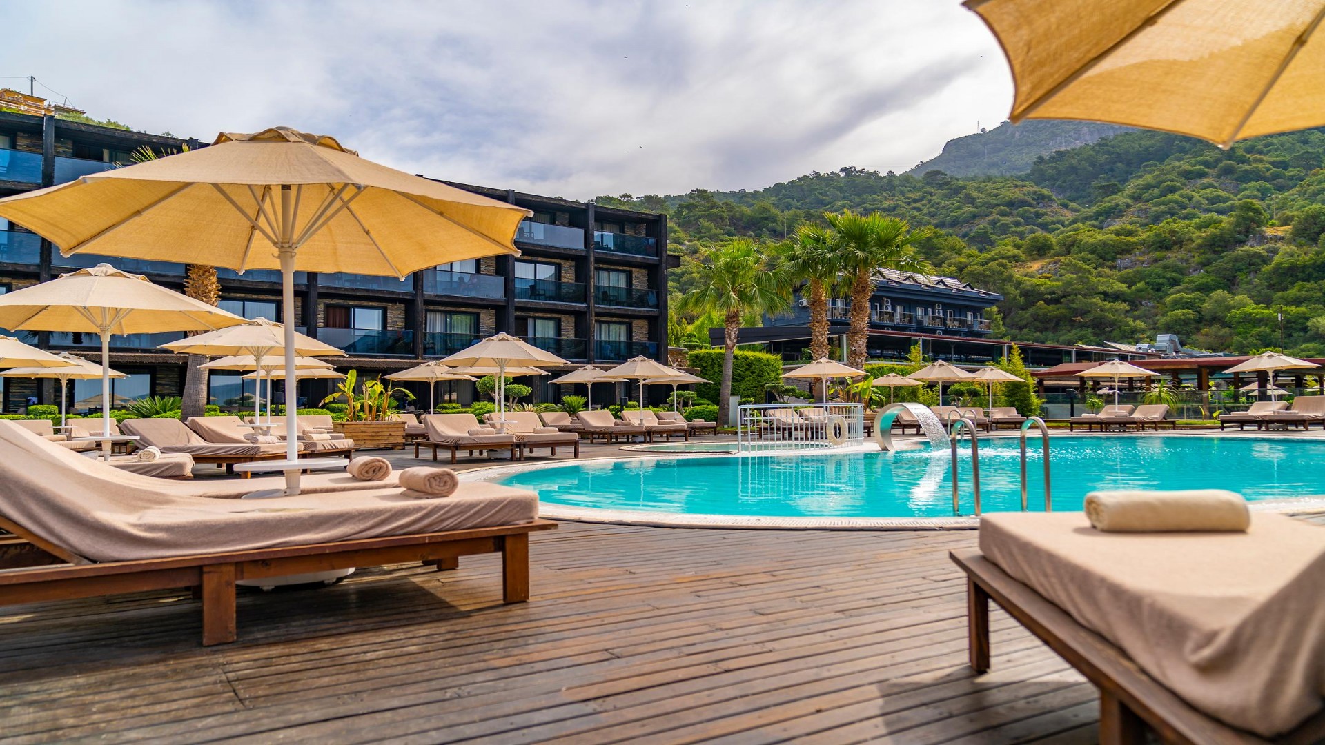 Seaden Sea Planet Resort & Spa