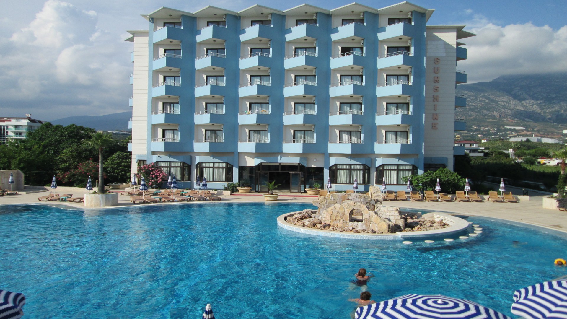 Sunshine Hotel